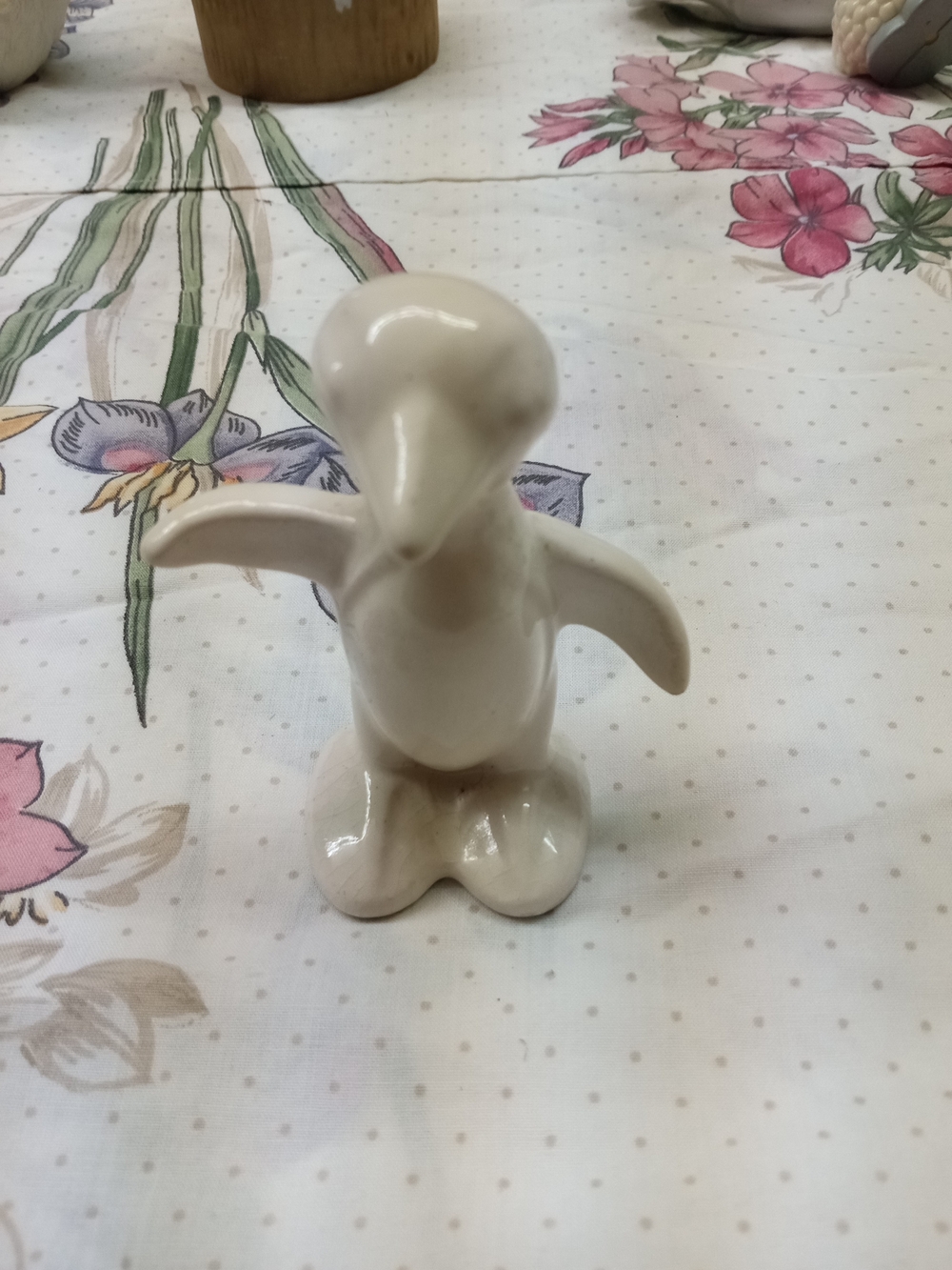 Ceramic Penguin Figurine - Cream Decorative Bird